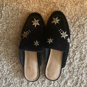 🌟 Super Cute mules shoes 💫 mix no. 6 mules. size 9